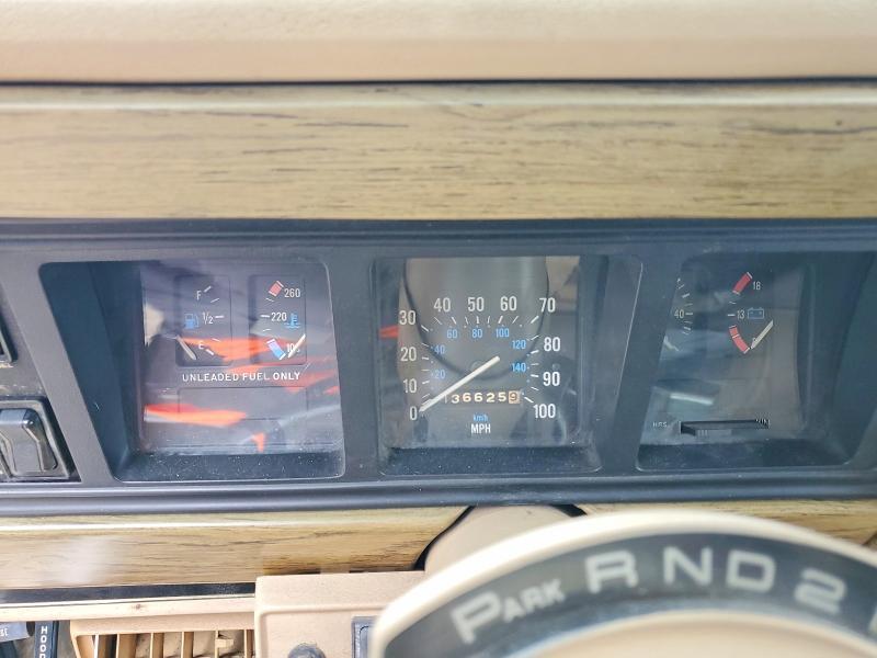 1990 Jeep Grand Wagoneer