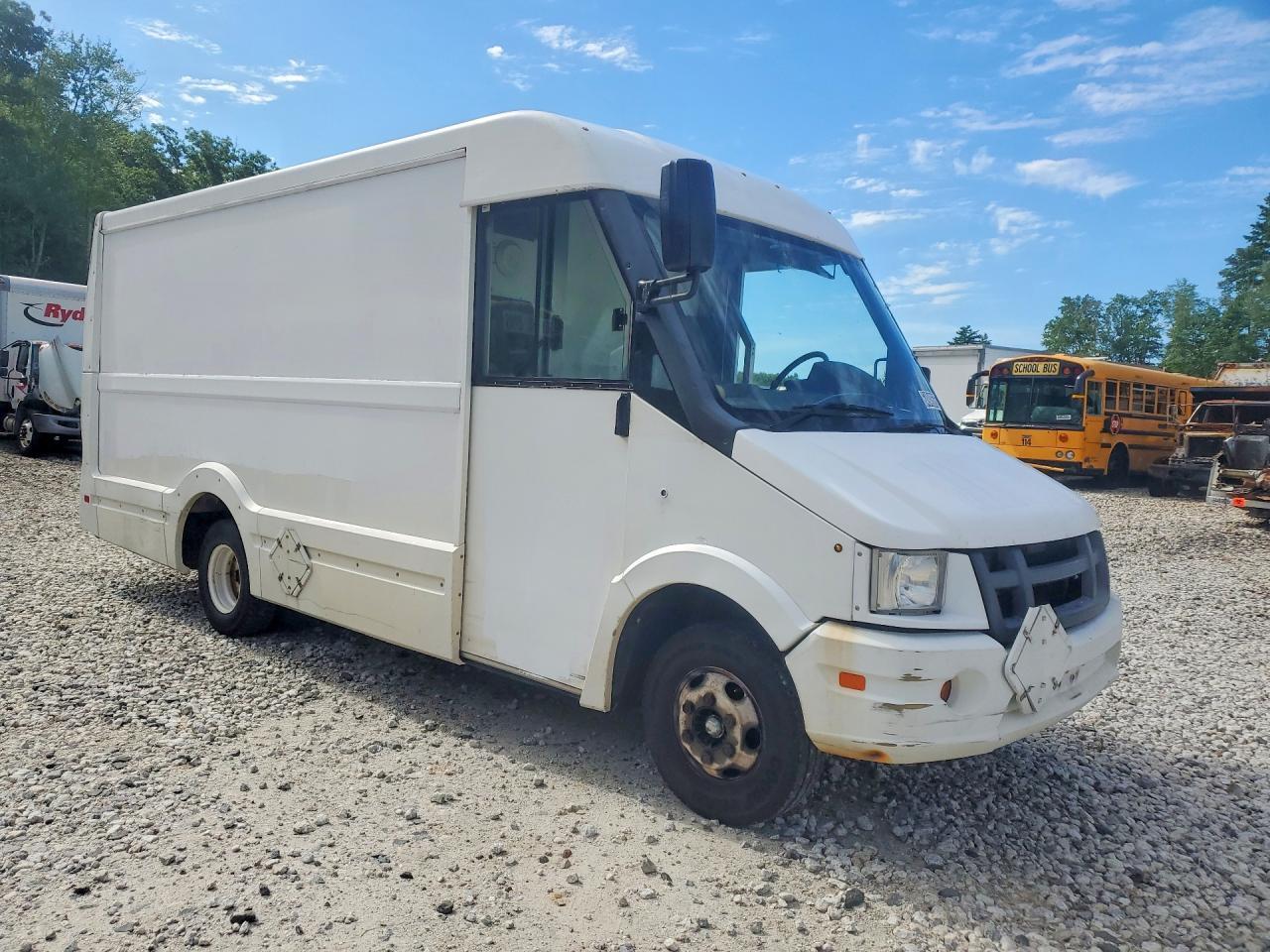 2013 Isuzu NPR