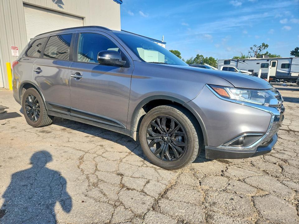 2018 Mitsubishi Outlander SE
