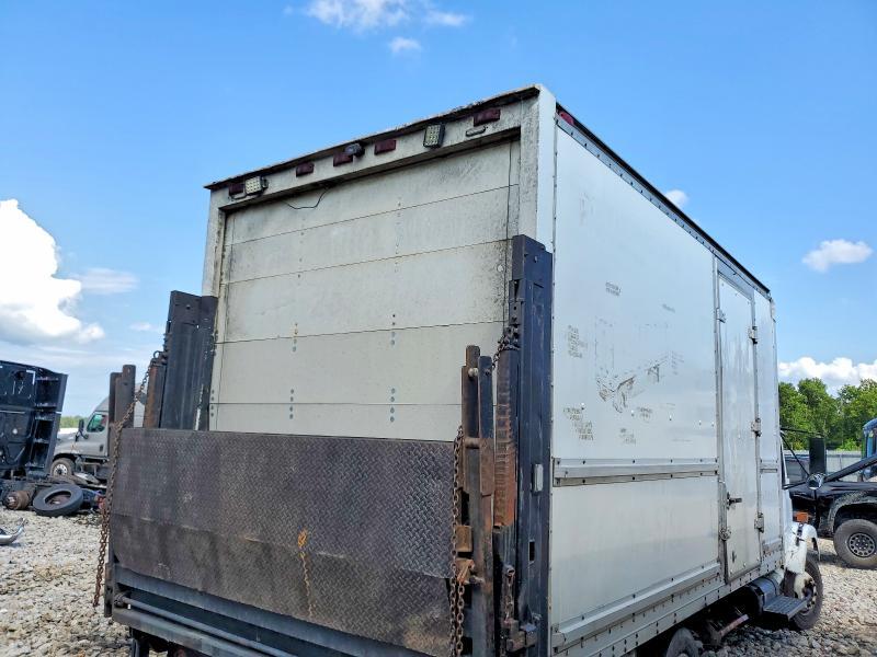 2000 Freightliner FL50 BOX Truck