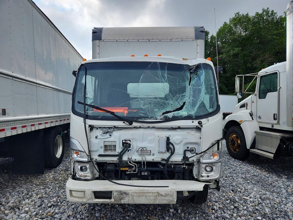 2024 Isuzu NPR HD BOX Truck