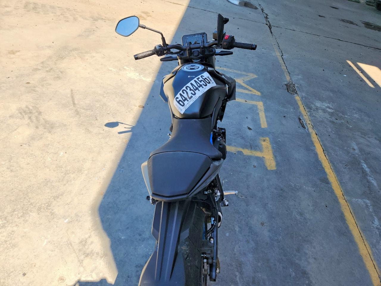 2024 Suzuki GSX800 R