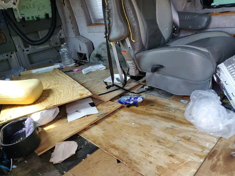 2004 Chevrolet Express G2500