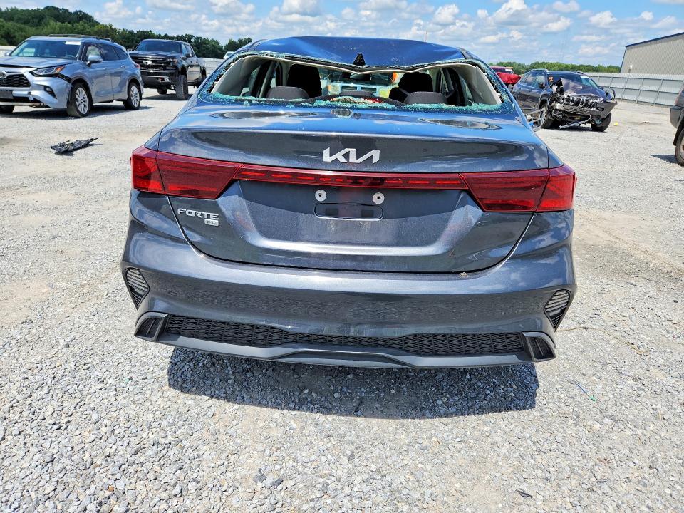 2023 KIA Forte lx
