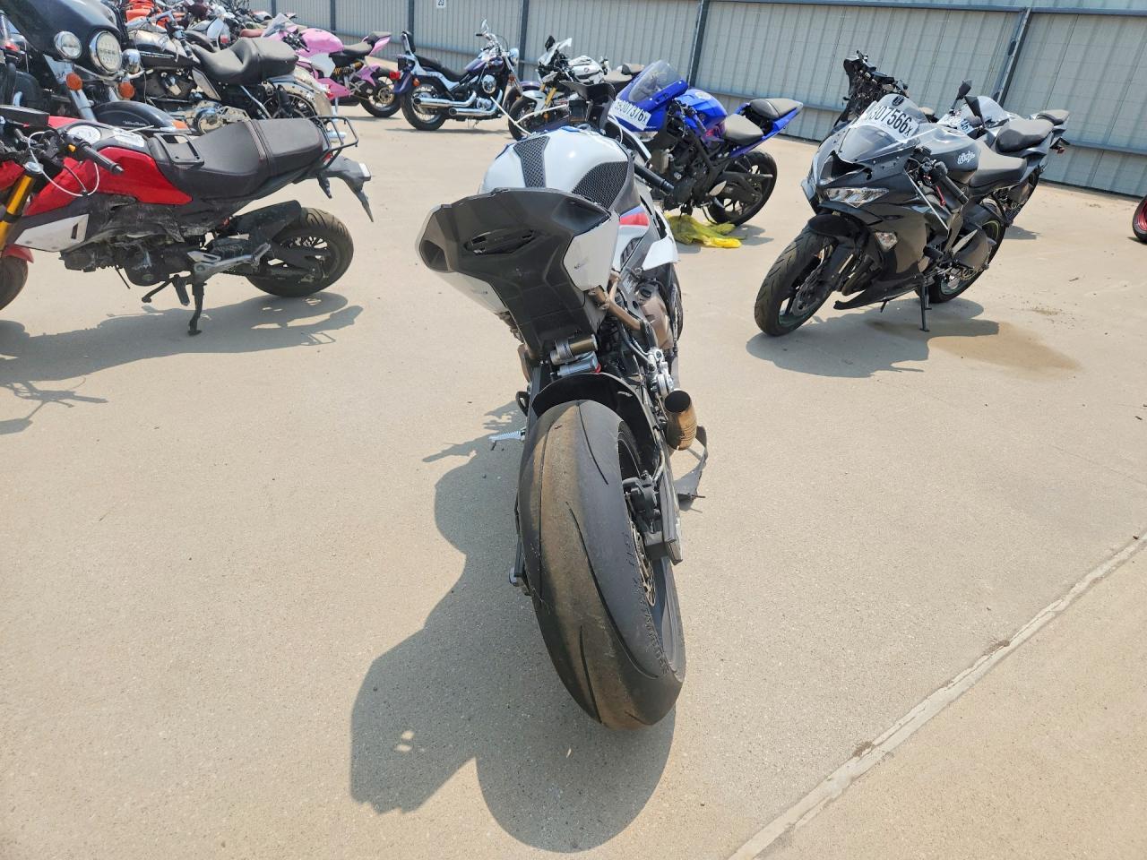2022 BMW S 1000 RR