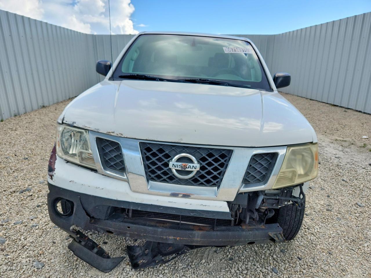 2015 Nissan Frontier S