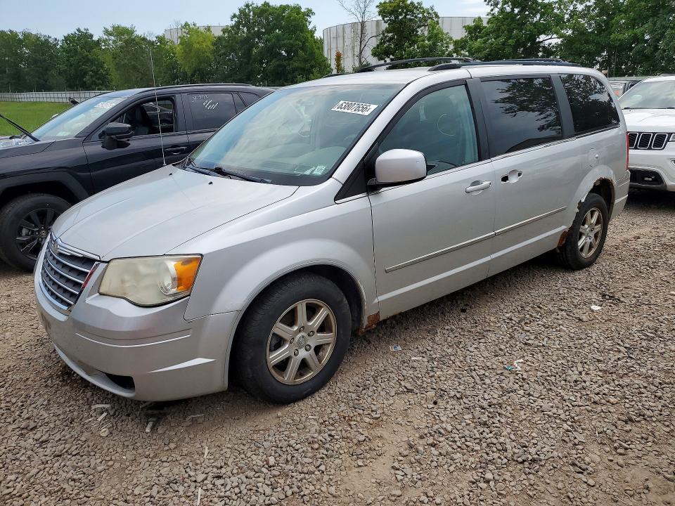 2010 Chrysler Town & Country Touring