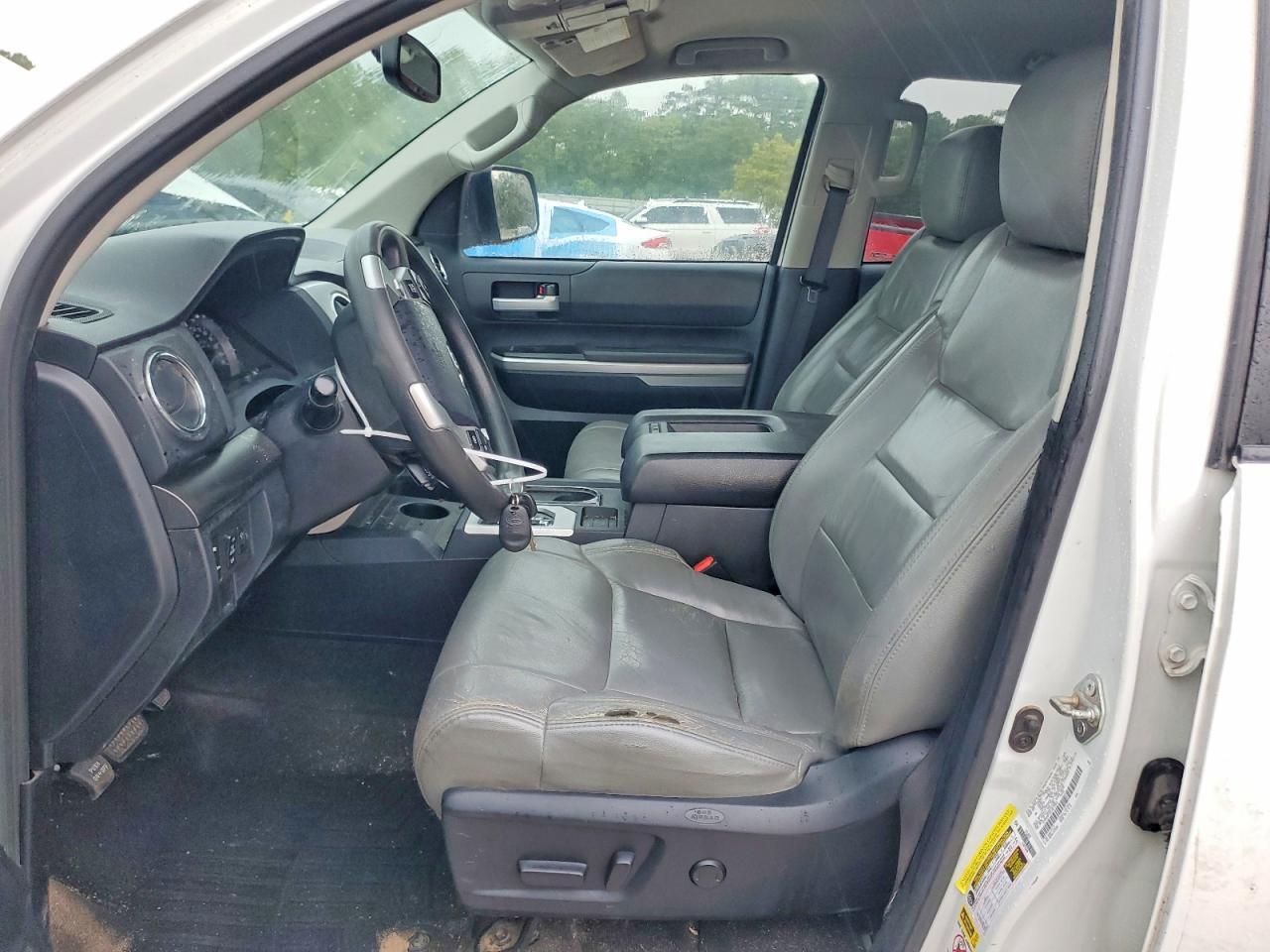 2014 Toyota Tundra SR5