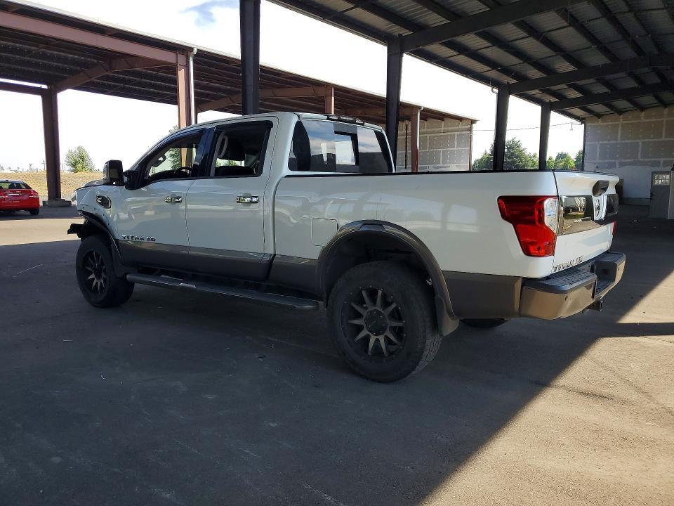 2017 Nissan Titan xd Platinum Reserve