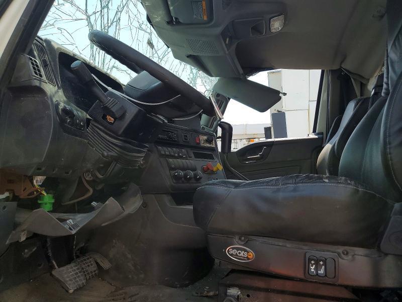 2021 International LT625 Semi Truck