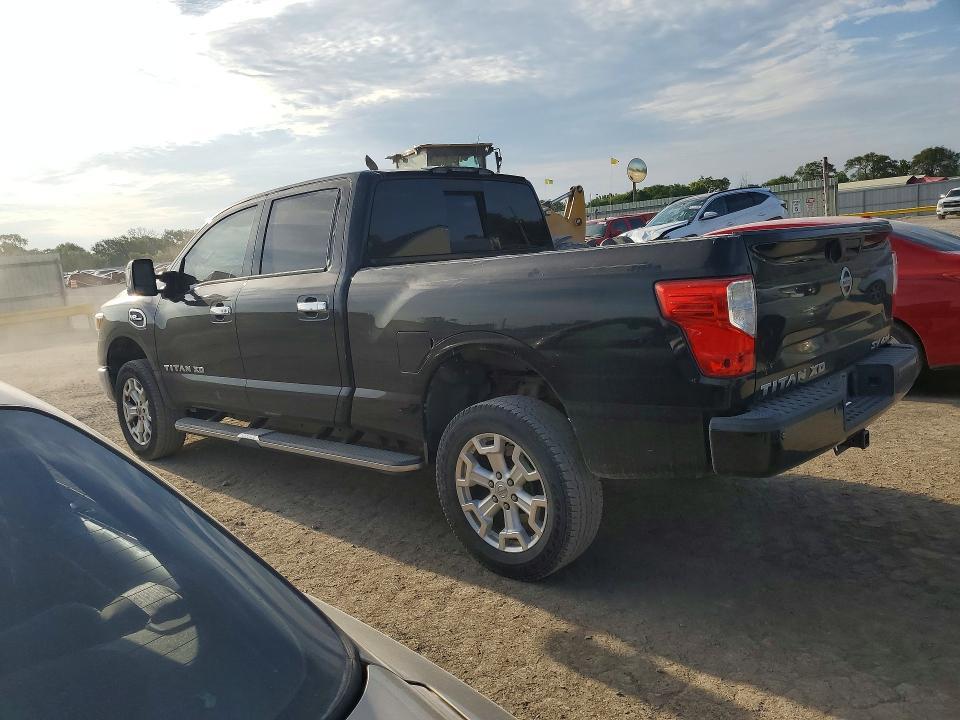 2016 Nissan Titan xd sv