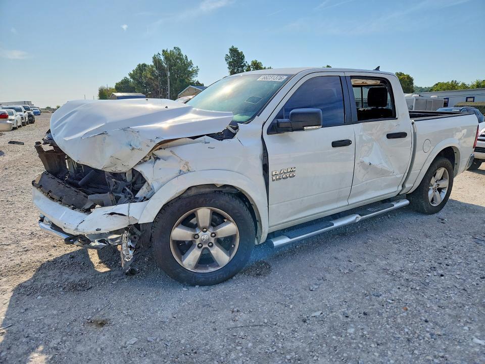 2015 Dodge RAM 1500 SLT