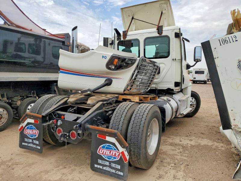 2017 Freightliner Cascadia 125 Semi Truck