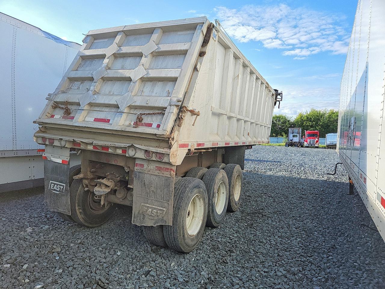 1995 Dorsey 26ENDDUMP