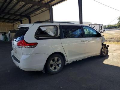 2011 Toyota Sienna LE