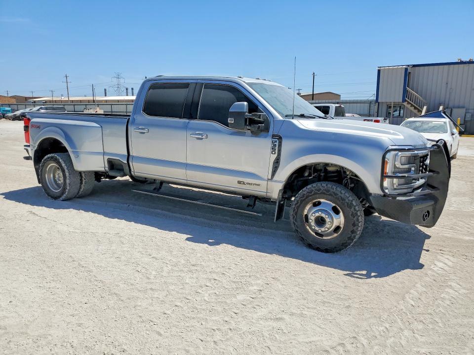 2023 Ford F350 Super Duty