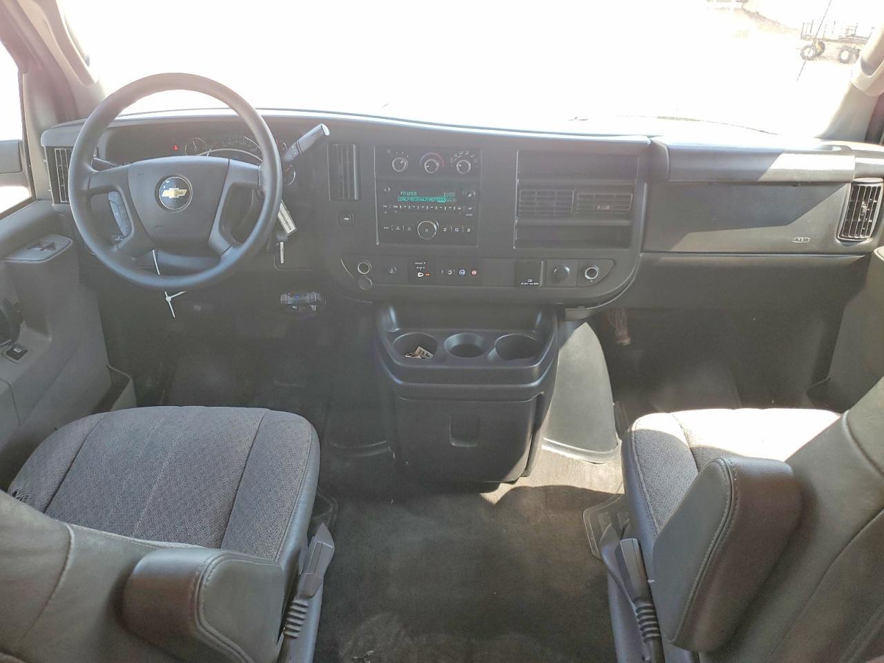 2017 Chevrolet Express G3500 LT