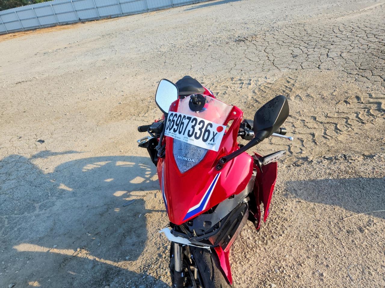 2025 Honda CBR500 RA