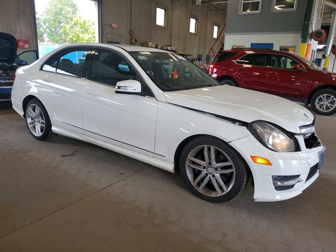 2013 Mercedes-Benz C 300 4Matic