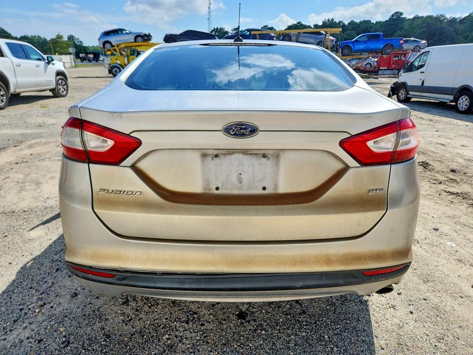 2013 Ford Fusion SE