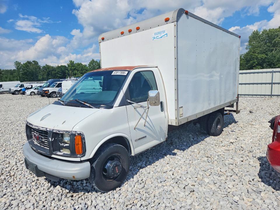 2002 GMC Savana Cutaway G3500