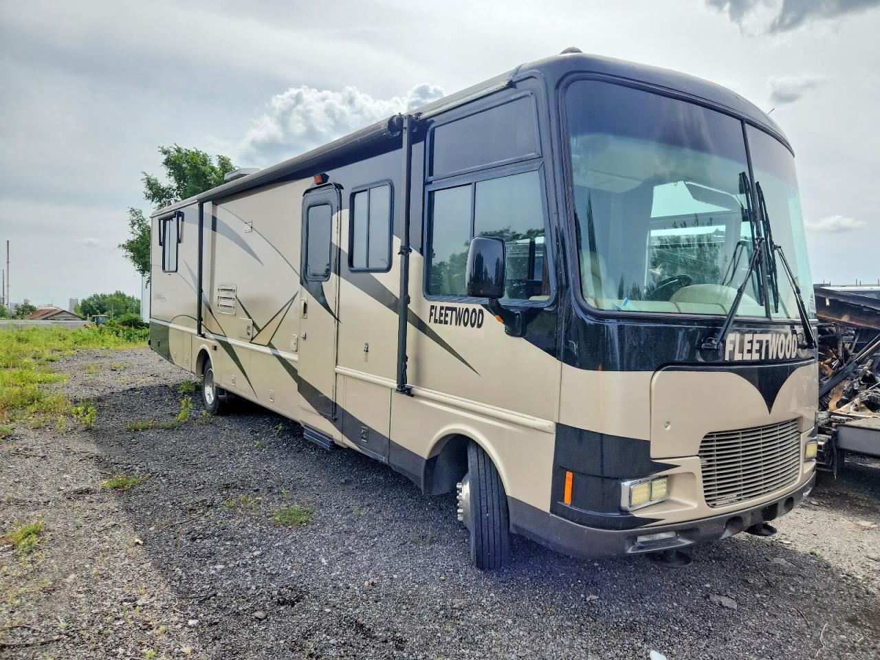 1999 Fleetwood Southwind RV