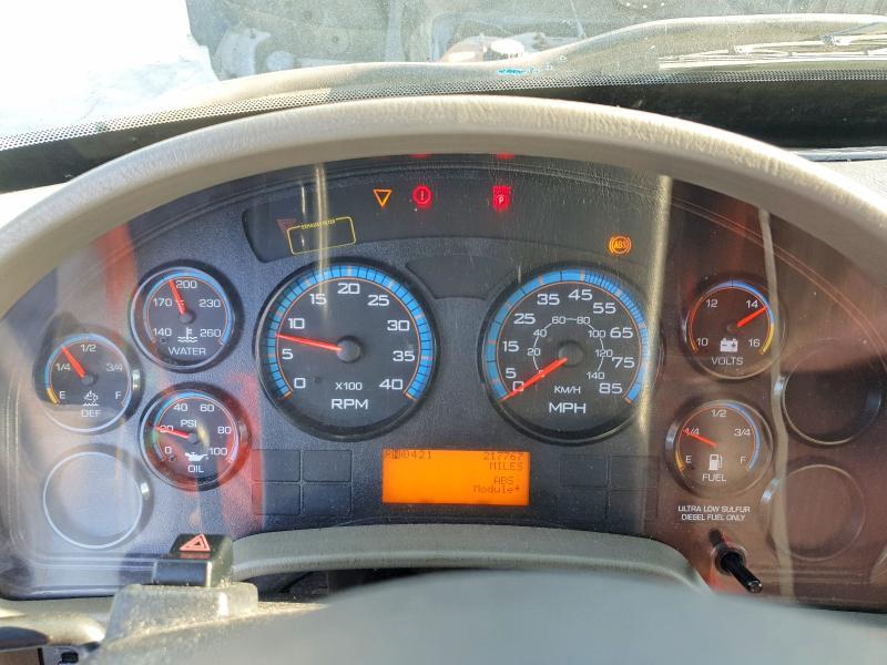 2016 International 4300 box Truck