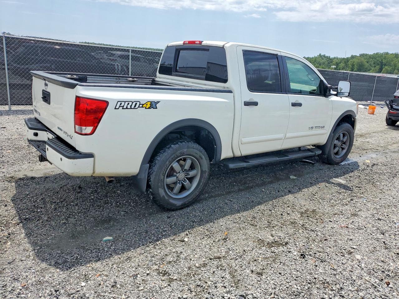 2015 Nissan Titan PRO-4X