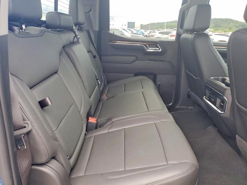 2024 GMC Sierra K1500 Elevation
