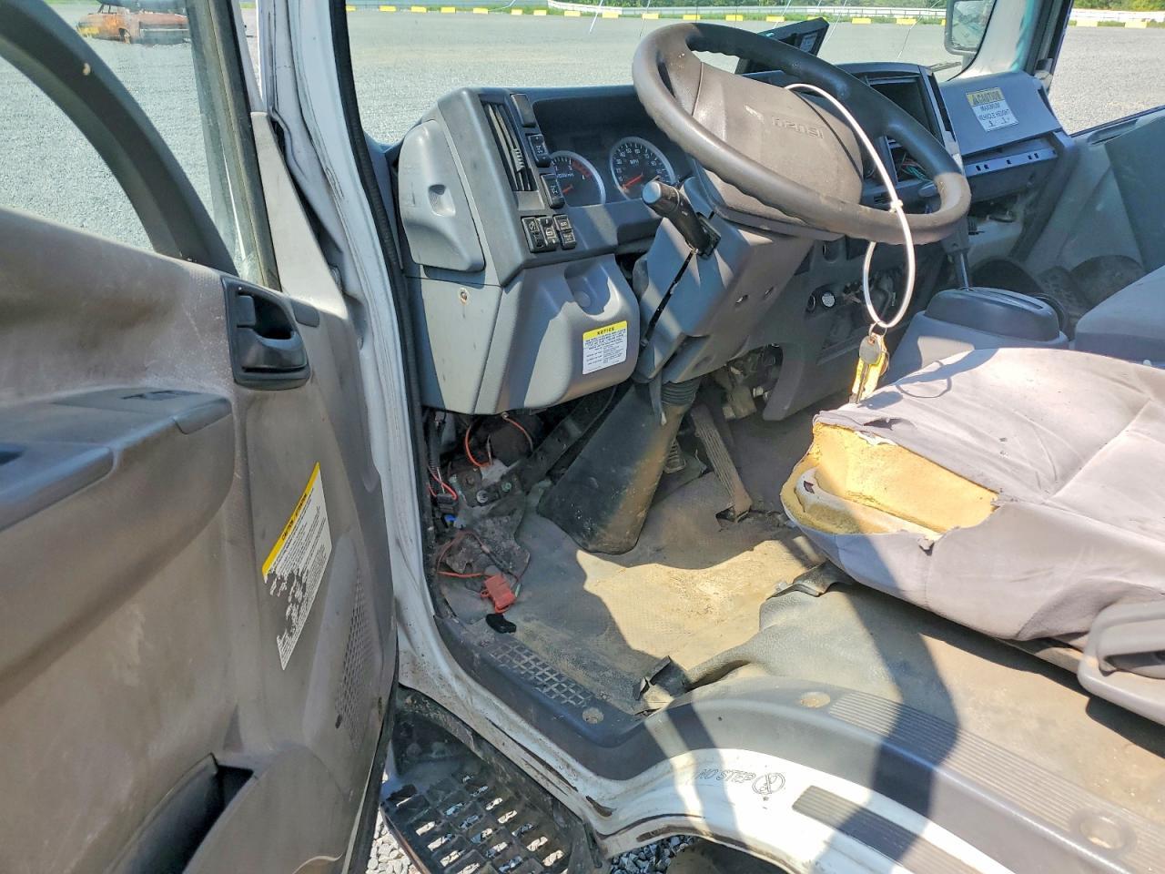 2017 Isuzu NRR Refuse Truck