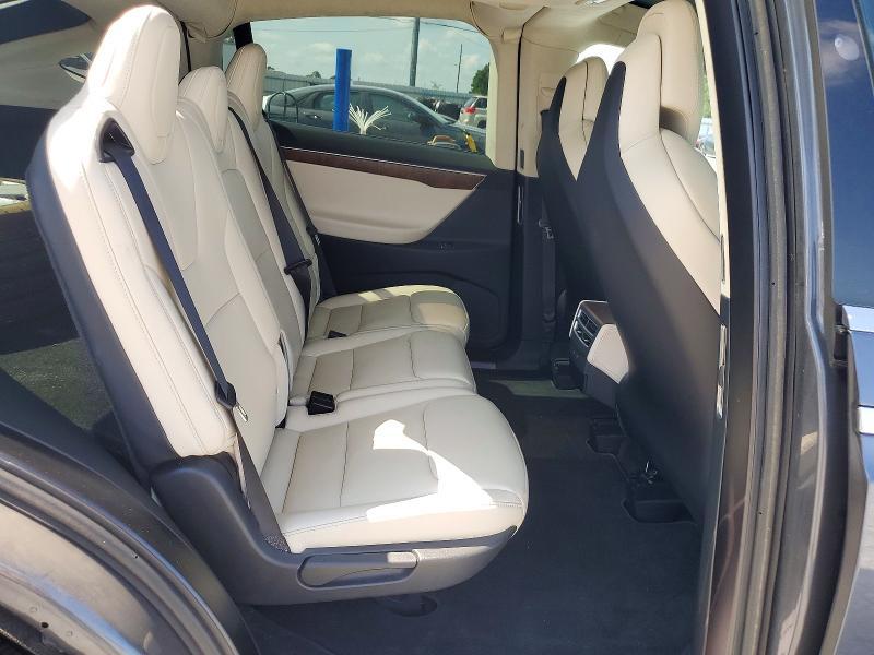2017 Tesla Model x