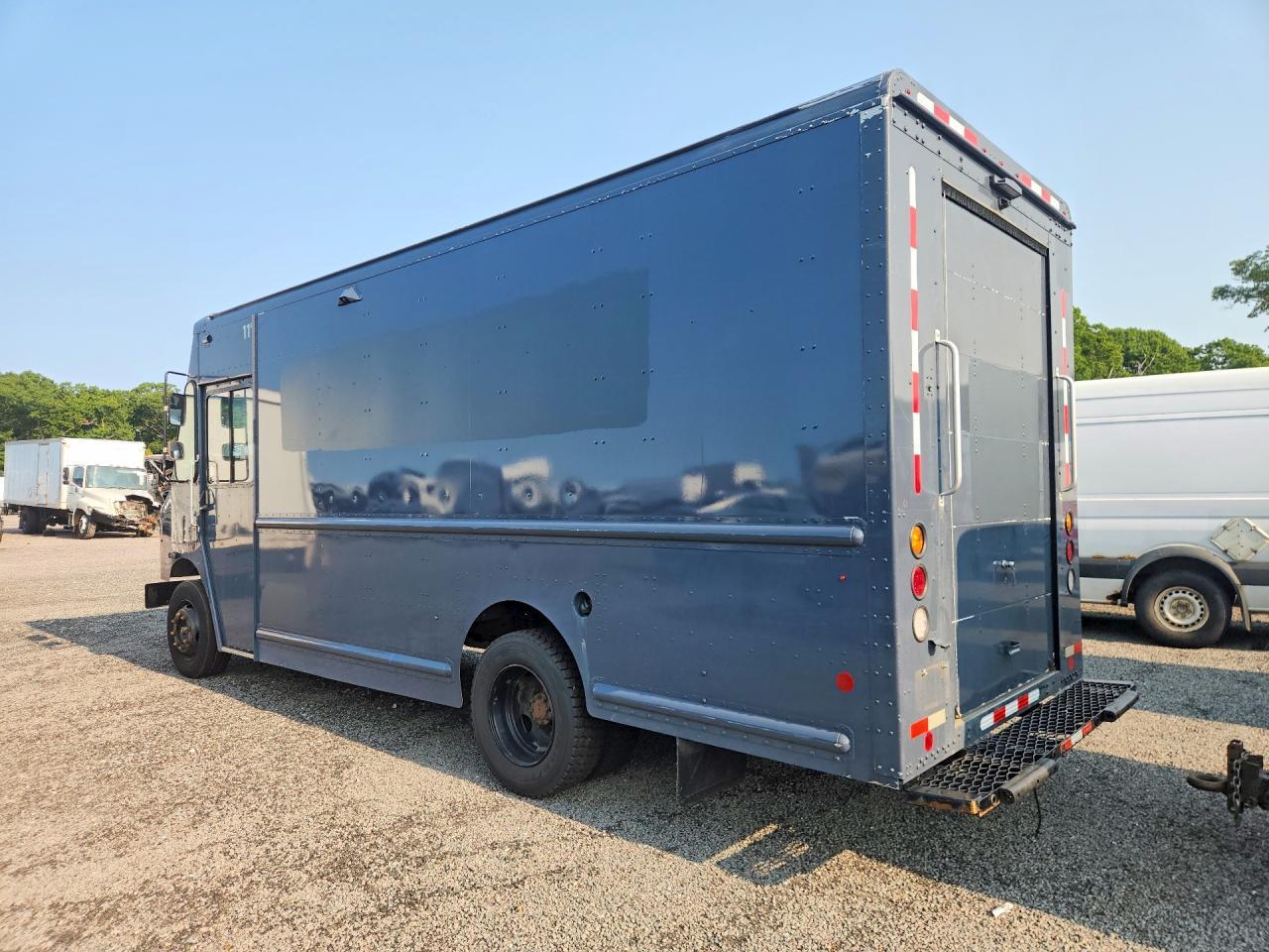 2020 Freightliner MT45 Chassis Delivery Truck
