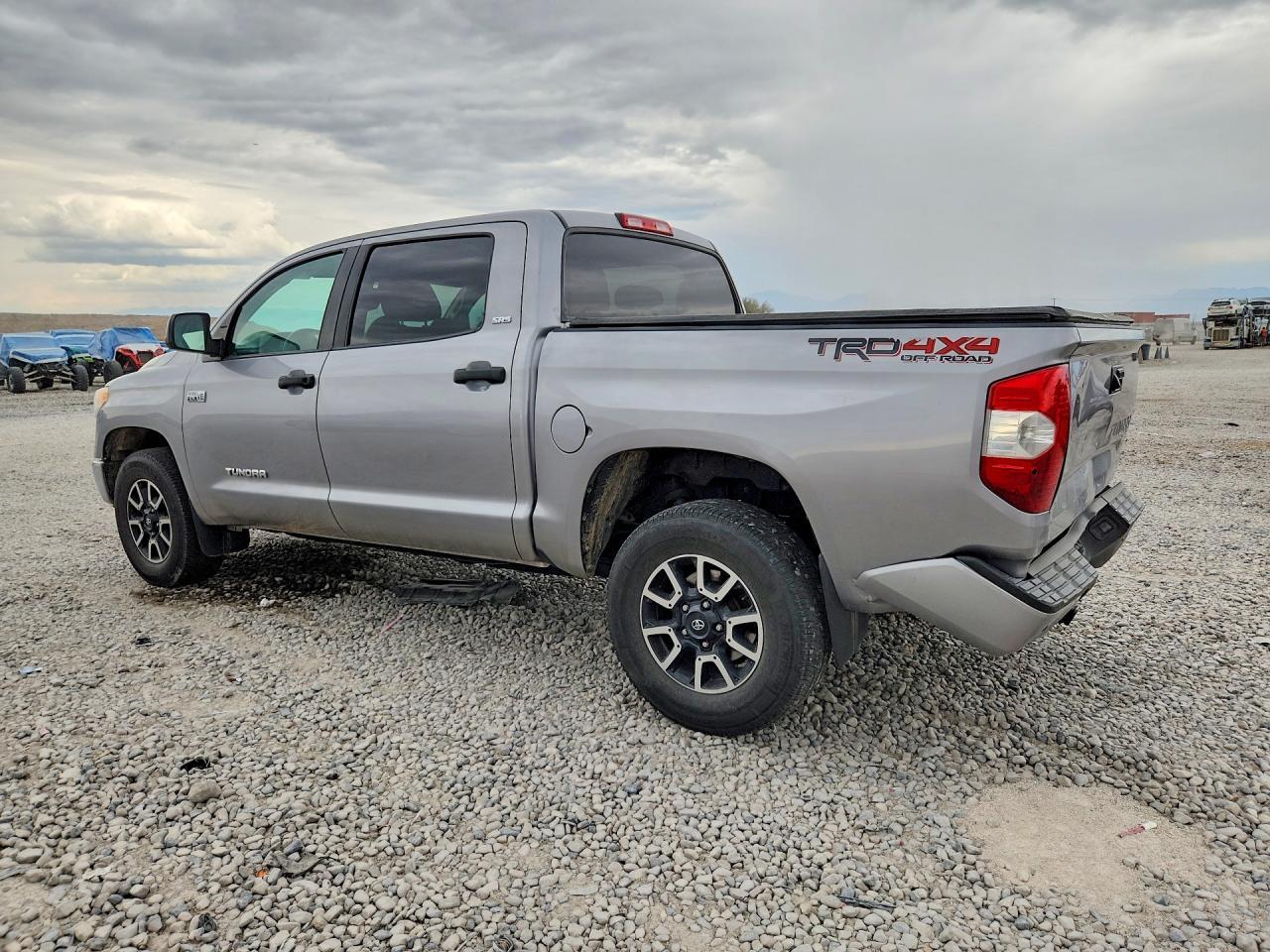 2017 Toyota Tundra SR5