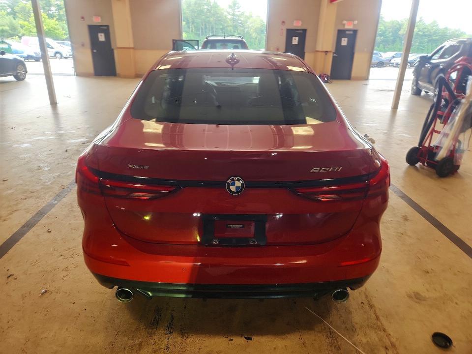 2022 BMW 228xi