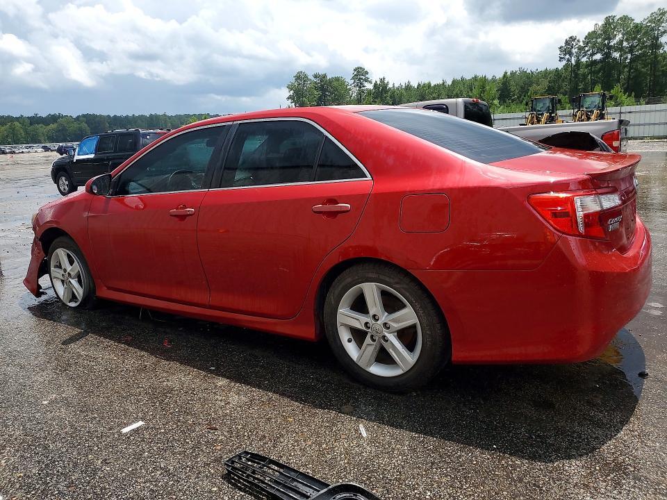 2013 Toyota Camry se