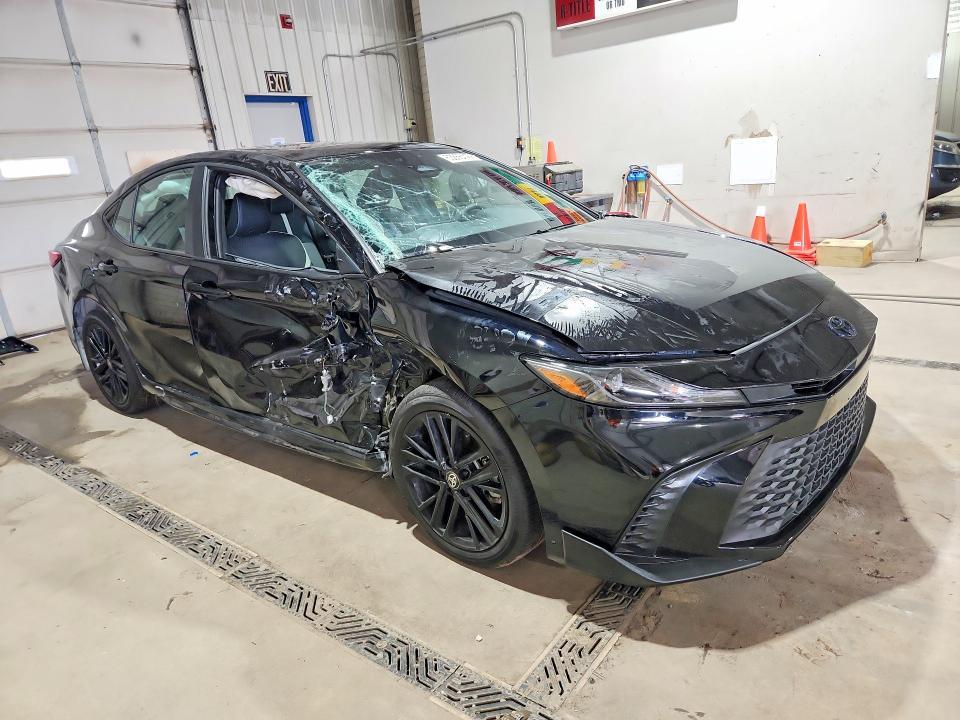 2026 Toyota Camry se