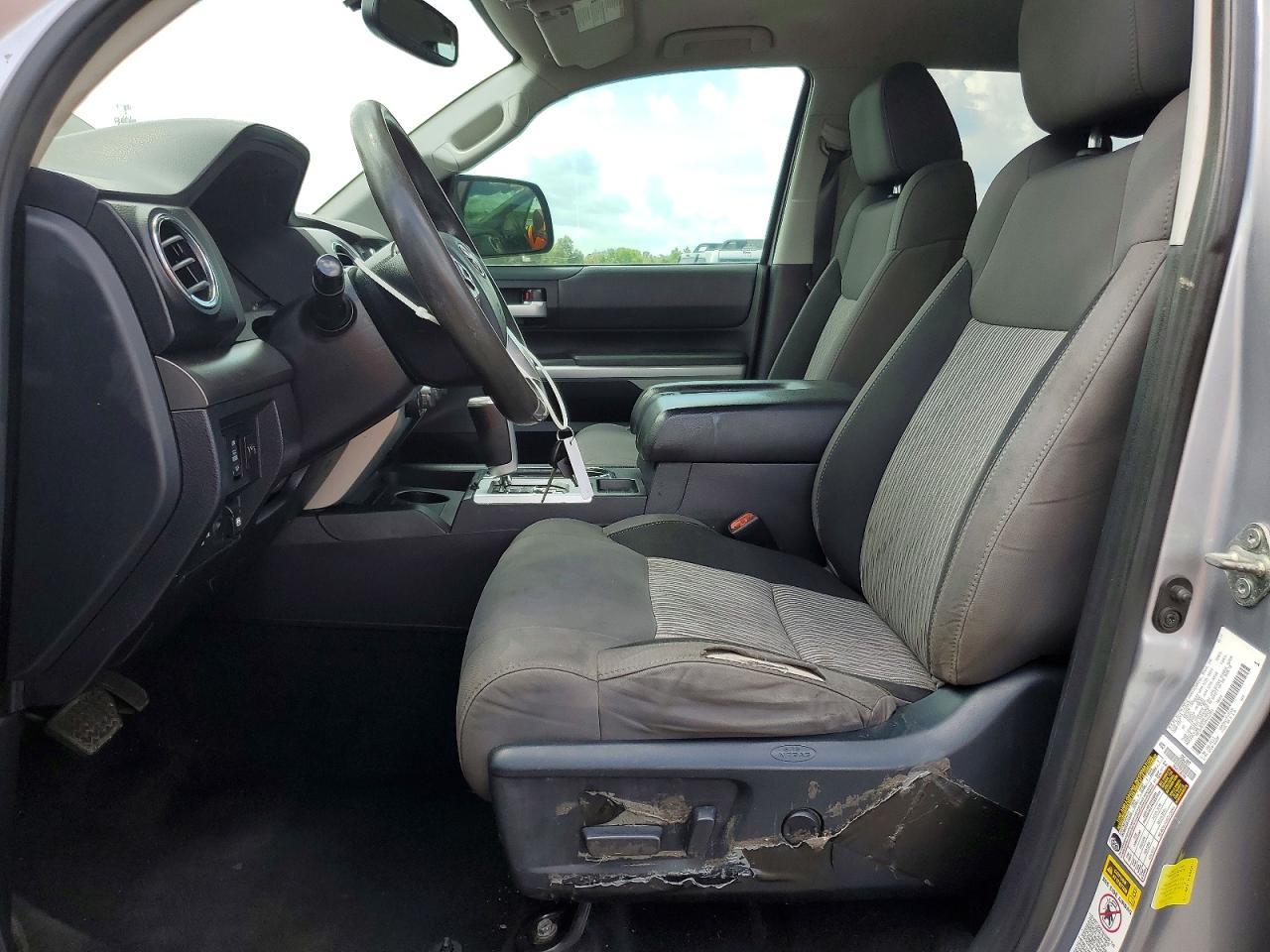 2017 Toyota Tundra SR5