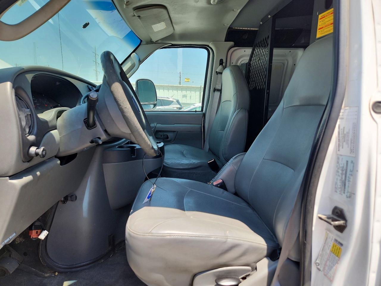 2006 Ford E250 Delivery Van