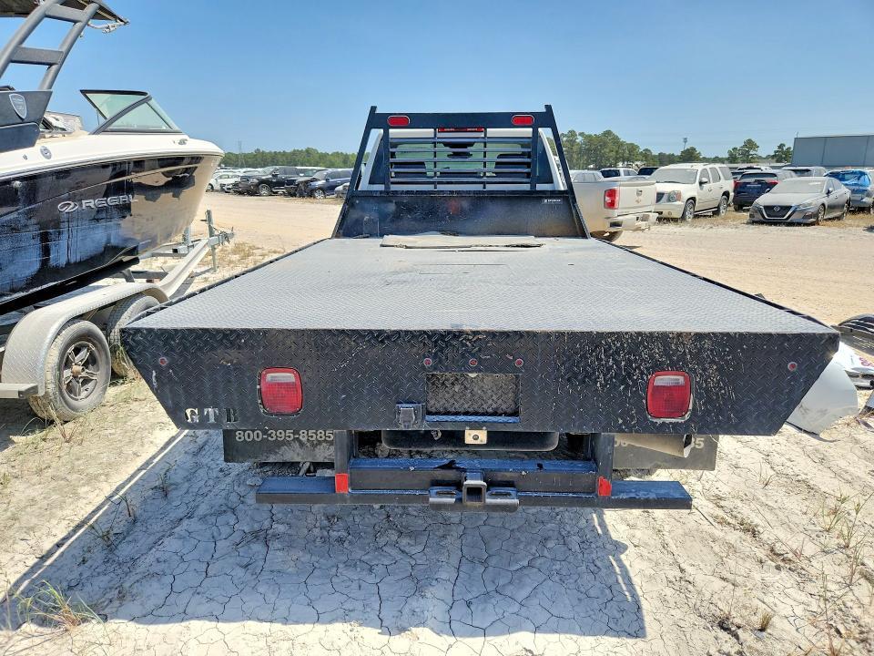 2025 Chevrolet Silverado C3500