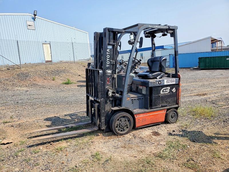 2011 Toyota 8FBCU25 Forklift