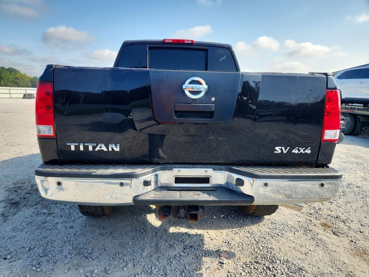 2012 Nissan Titan SV