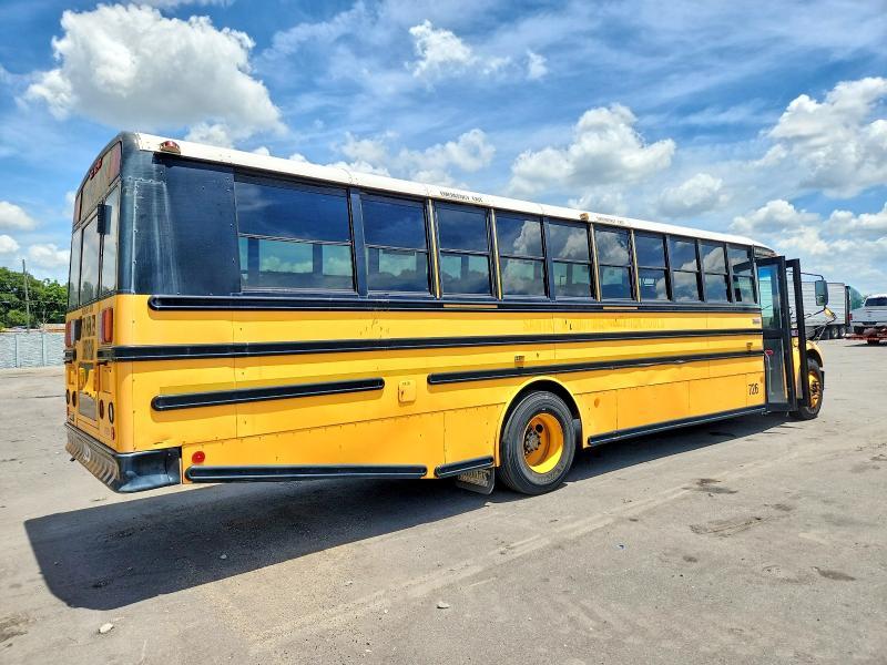 2009 Thomas SAF-T-LINER C2-School Bus