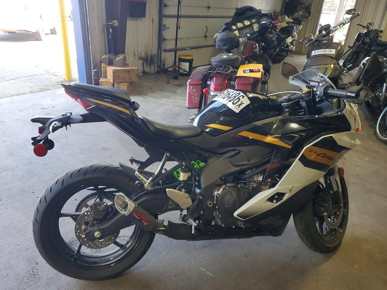 2026 Kawasaki ZX400 S