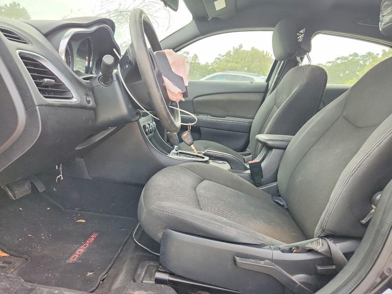 2013 Dodge Avenger SE