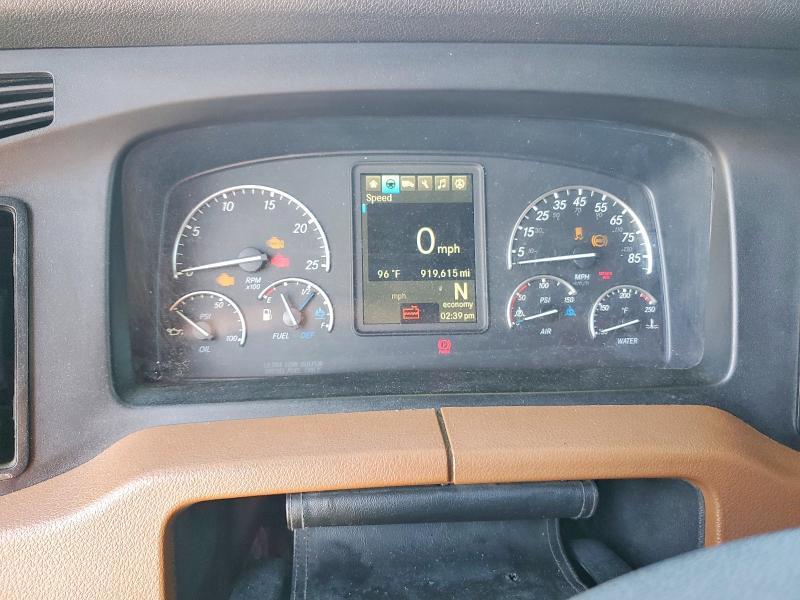 2019 Freightliner Cascadia-Semi Truck