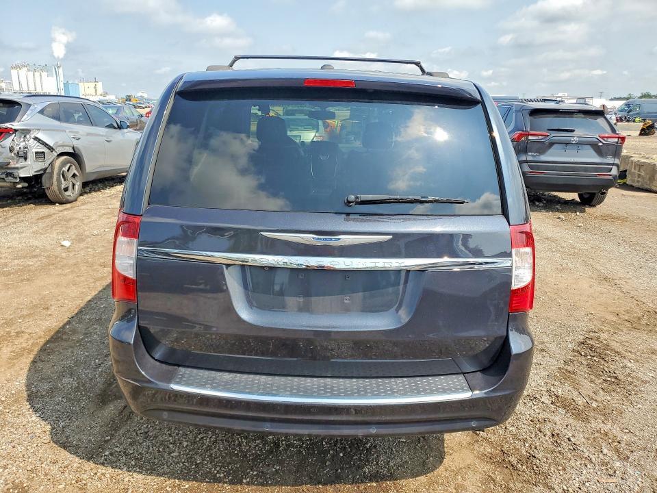 2014 Chrysler Town & Country Touring l