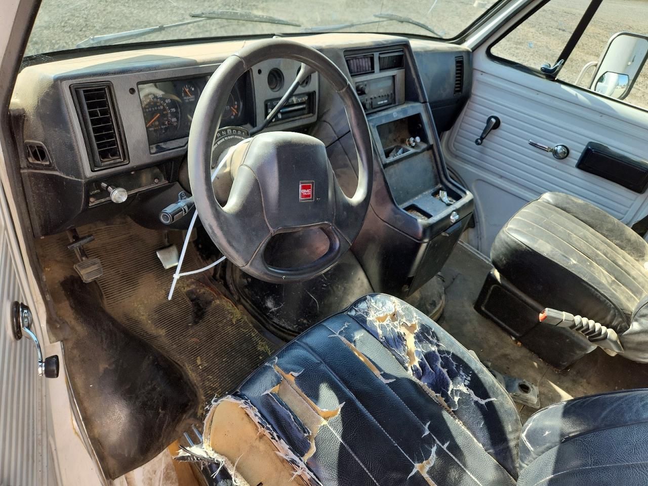 1993 GMC Cutaway Van G3500