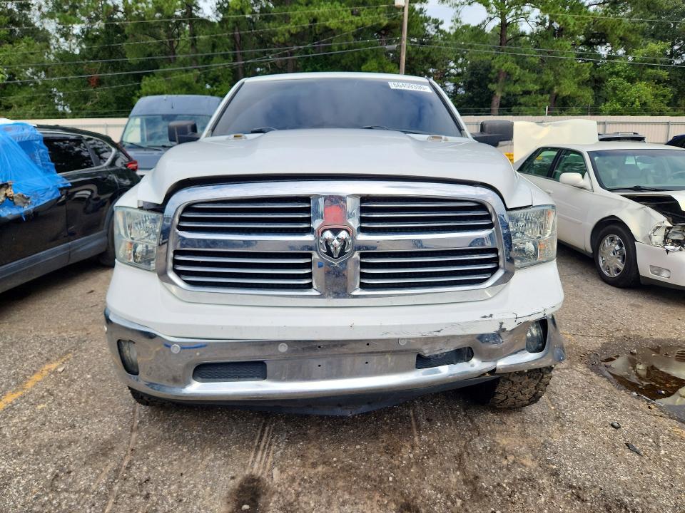 2016 Dodge RAM 1500 SLT