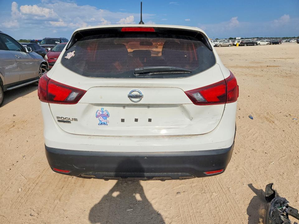 2017 Nissan Rogue Sport s