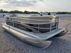 2020 Starcraft LX 18 R-Boat
